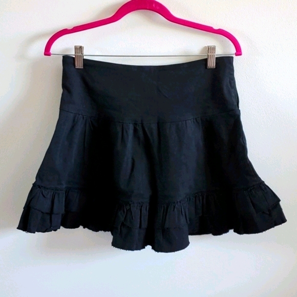 Black ruffle skirt with red lace heart Clic Klak - Picture 2 of 6